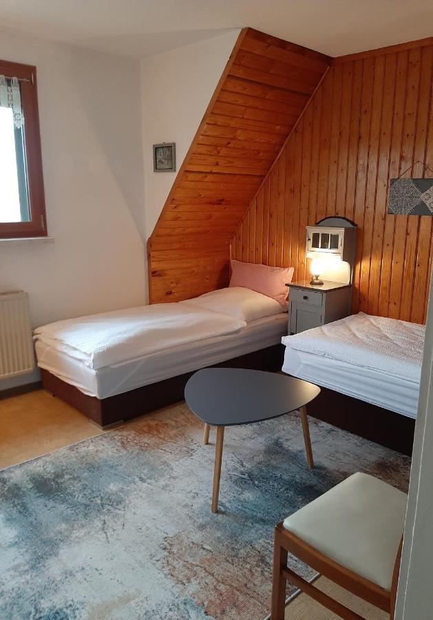 Haus Mit Ausblick 3 Schlafzimmer Wilkau-Hasslau Екстер'єр фото